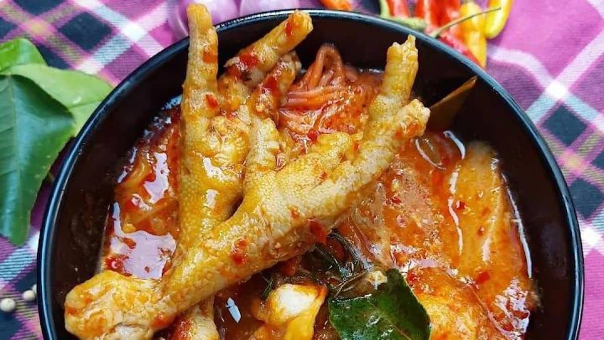 seblak-ceker-kelezatan-pedas-dari-bandung