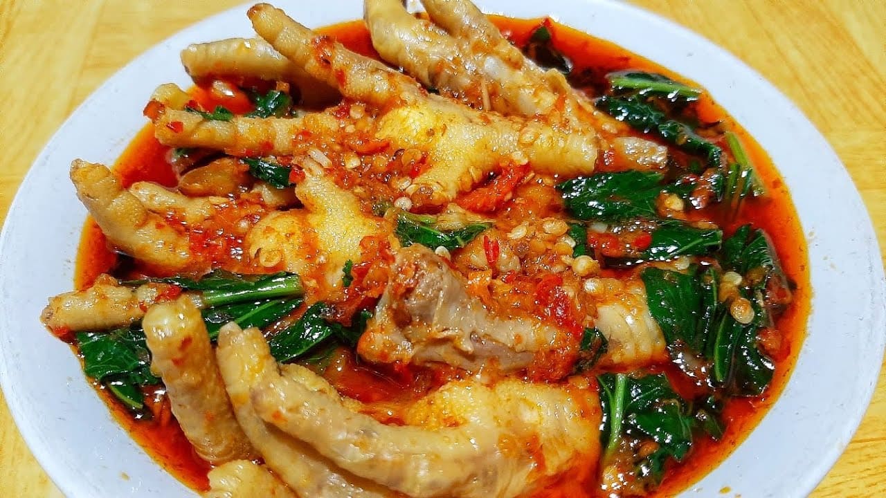 seblak-ceker-kelezatan-pedas-dari-bandung