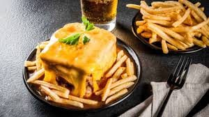 Asal Usul Francesinha Sandwich