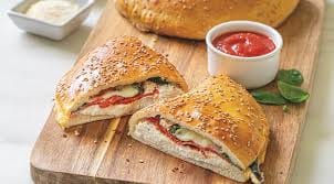 Calzone: Cerita Asyik dan Tips Praktis Membuat Calzone Sendiri di Rumah