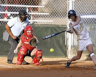 Softball: Kenalan Dulu Sama Olahraga yang Bikin Ketagihan Ini
