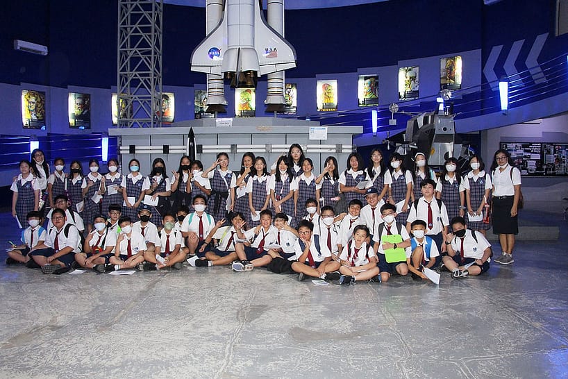 vpengalaman mengunjungi Skyworld TMII
