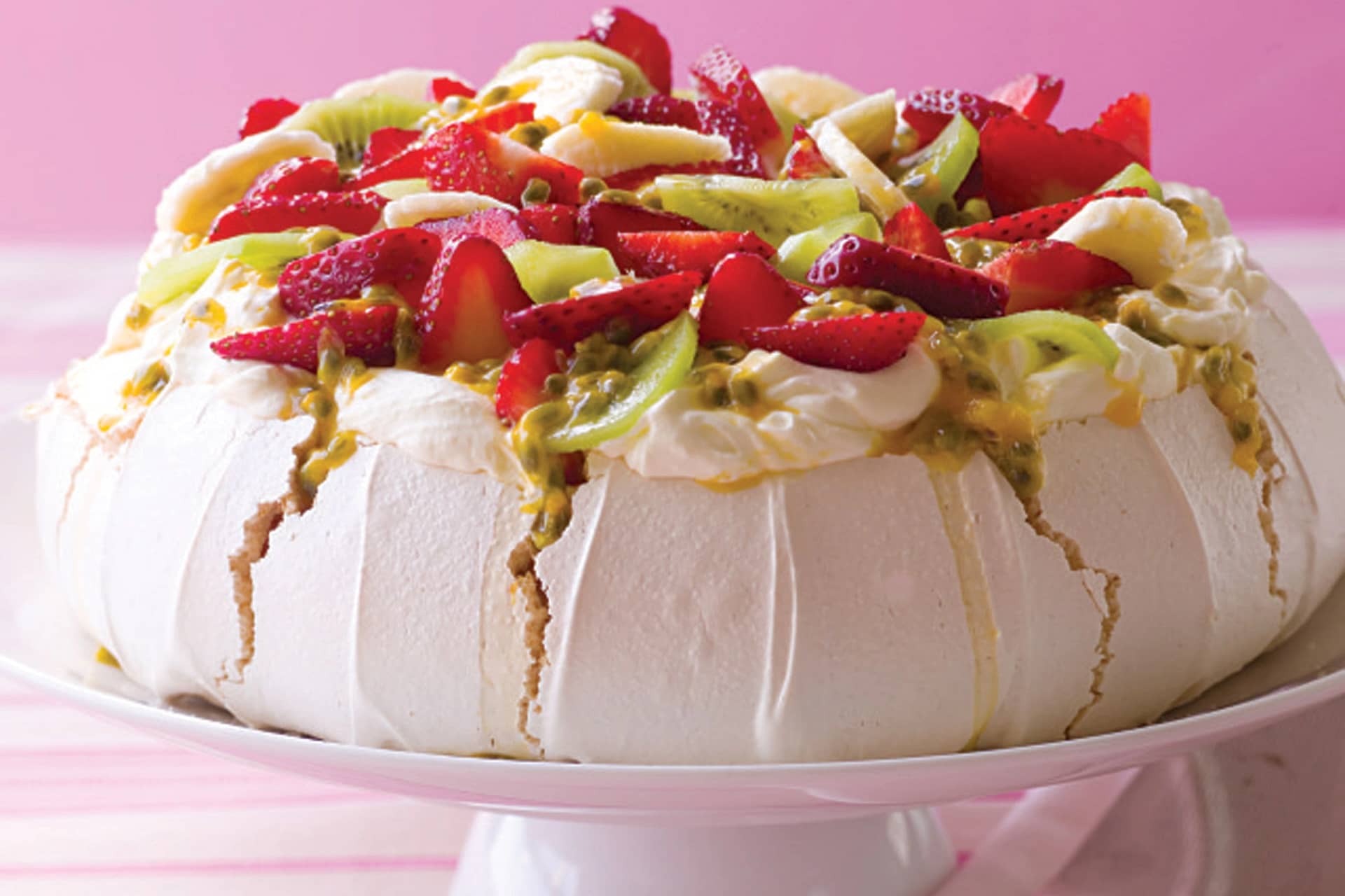 A Delectable History: Exploring the Origins and Variations of Pavlova